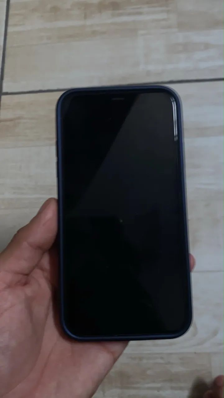 Vendo IPhone 11 - Foto 2