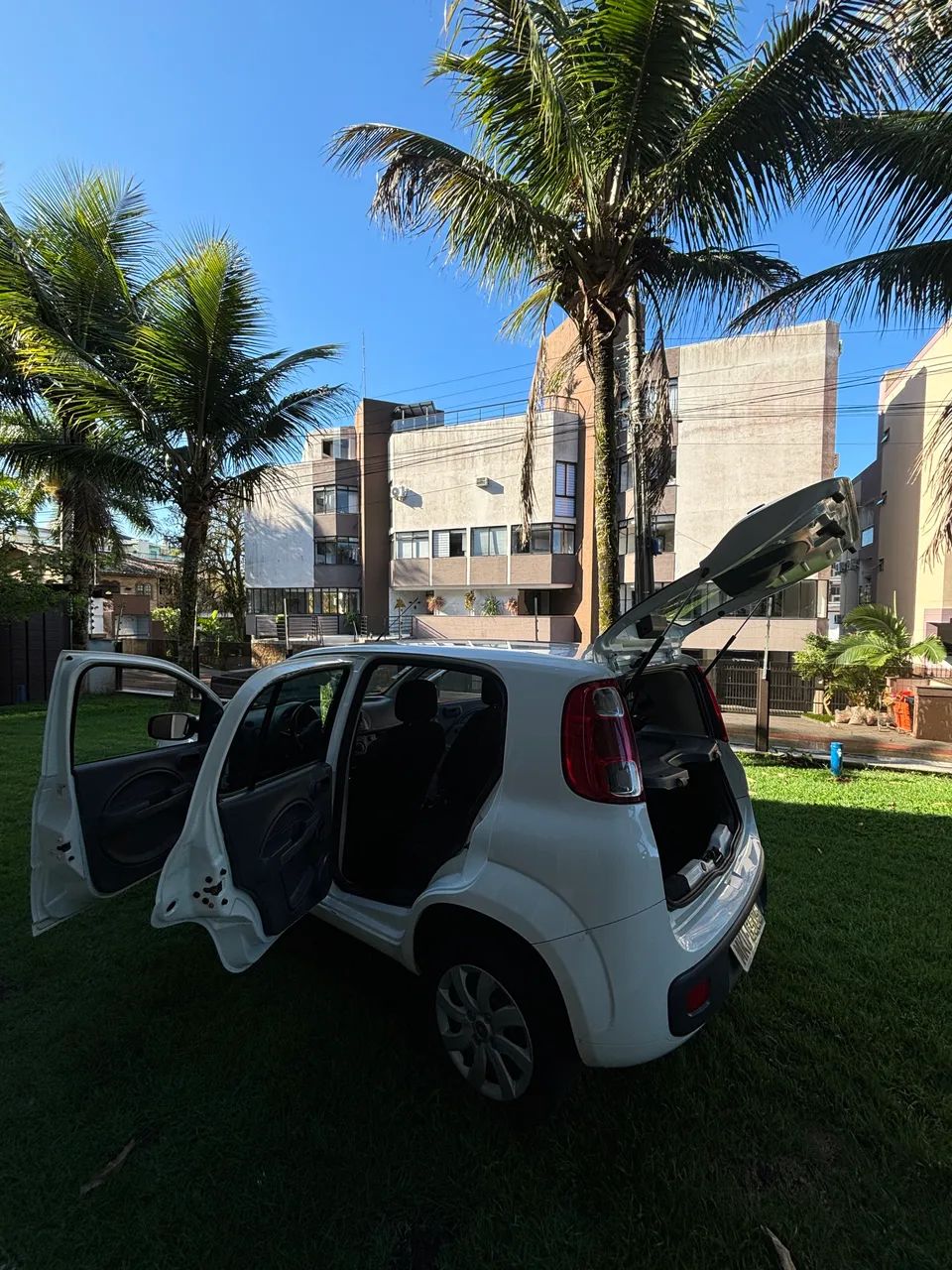 Fiat Uno Vivace/rua 1.0 EVO Fire Flex 8V 5P 2014 - Foto 3