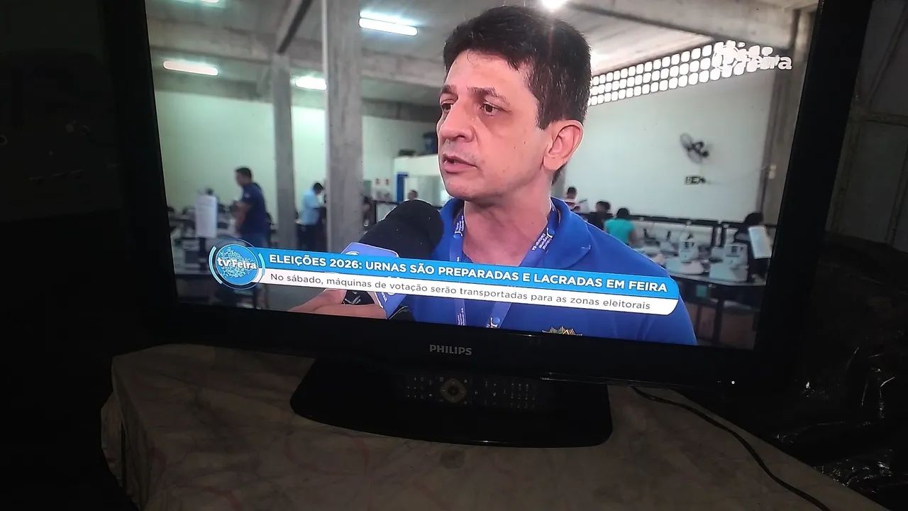 TV filipis 32 polegadas com controle  - Foto 4