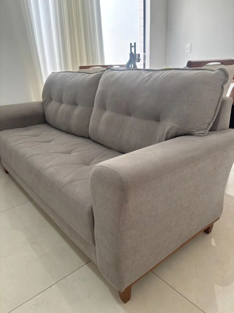 Sofá Cinza Minimalista 2 Lugares - Excelente Estado - Foto 3