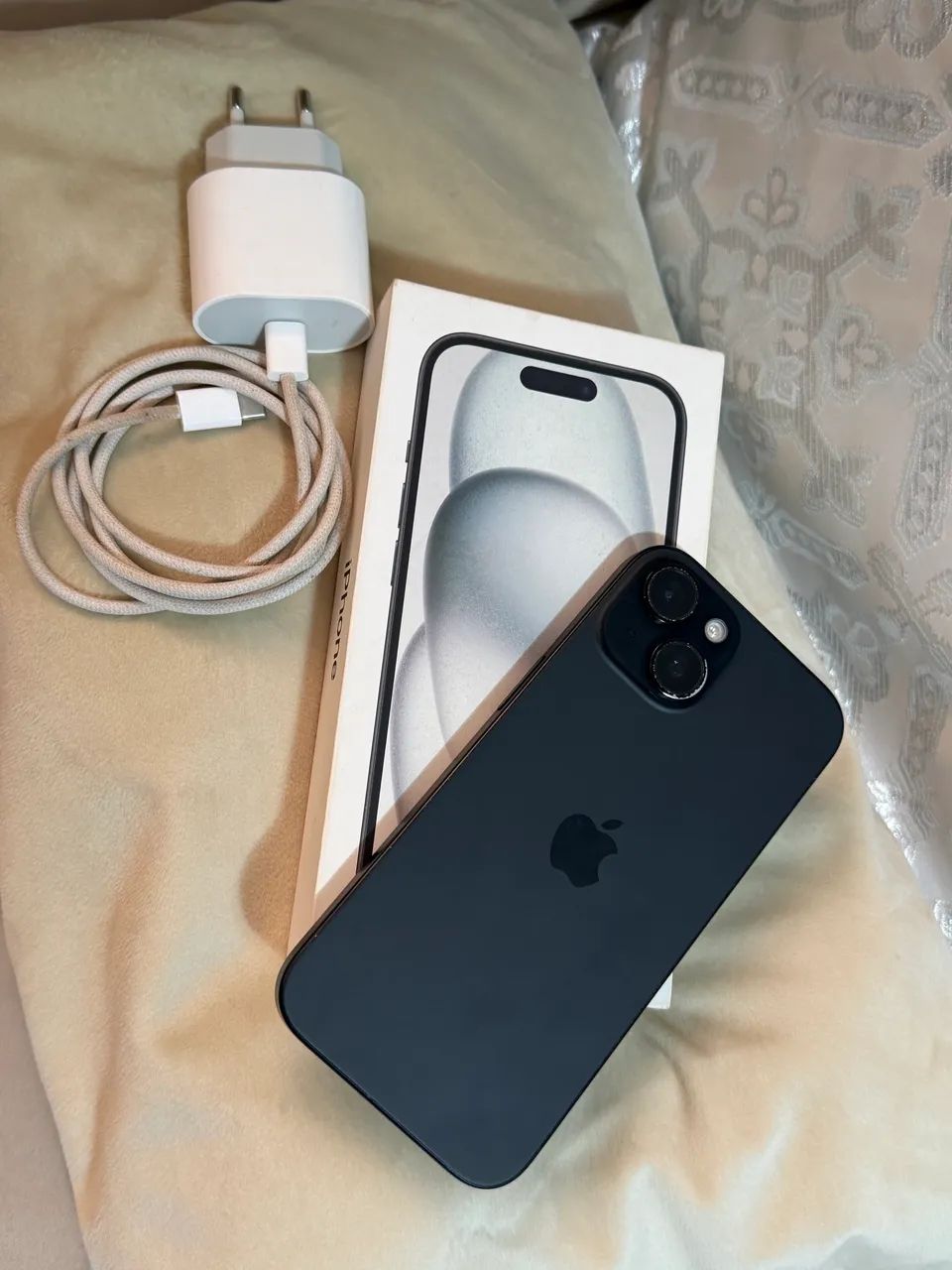 iPhone 15 128gb preto 