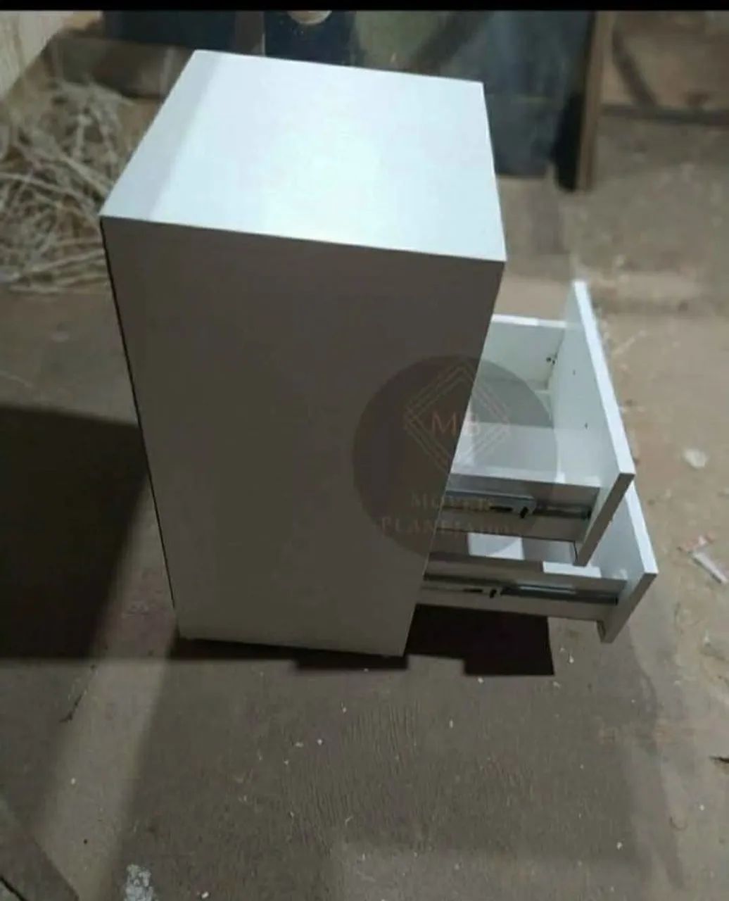Mesa de cabeceira nova 100% MDF branco  - Foto 3