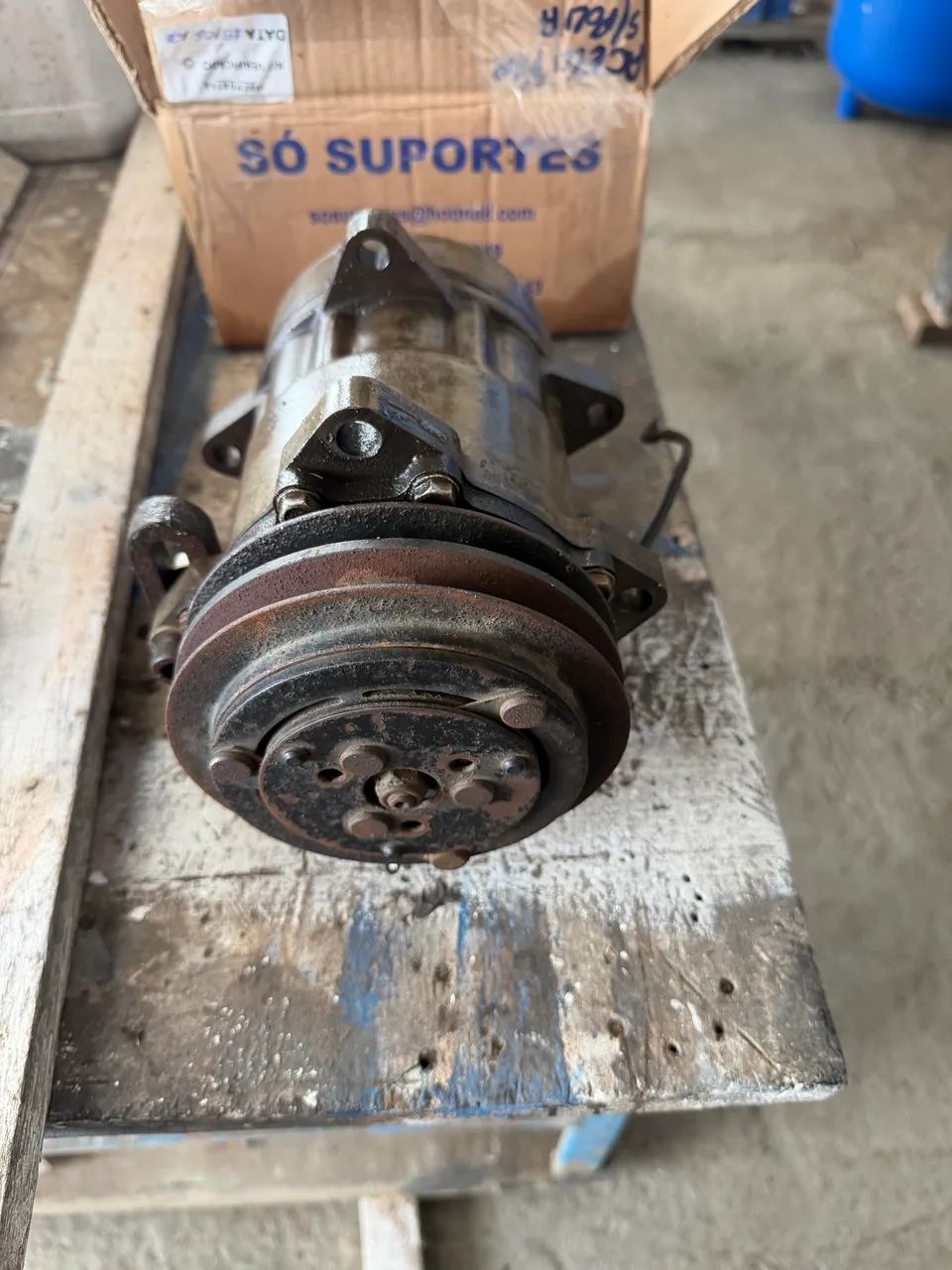 Compressor de caminhão para aparelho de Refrigeração acoplado  - Foto 4