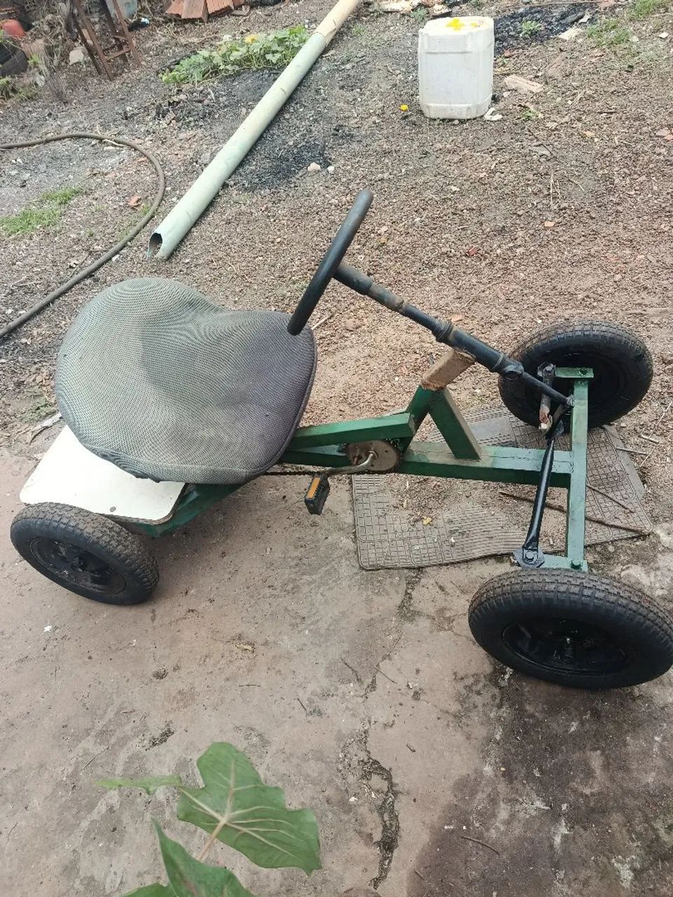 Quadriscíclo. a pedal de ferro - Foto 2