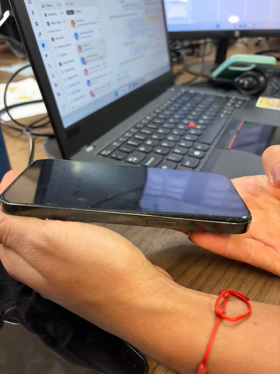 iPhone 13 Pro 128g verde - Foto 2
