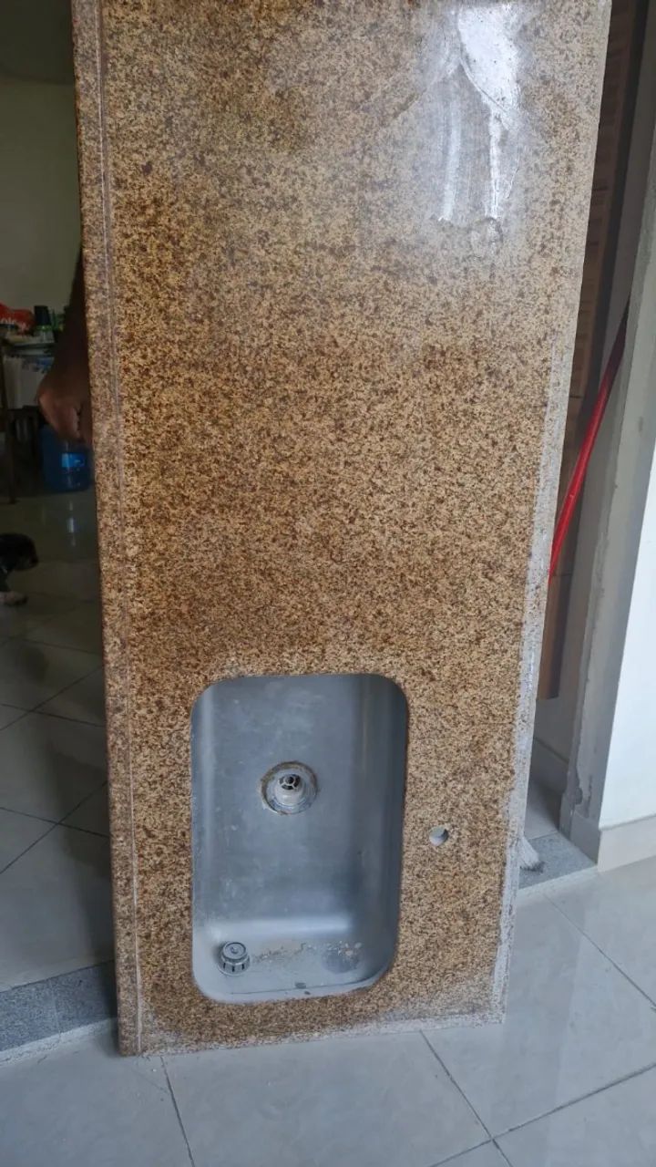 Pia de Cozinha em Granito + Bancada Extra - 2 Peças (Bom Estado)