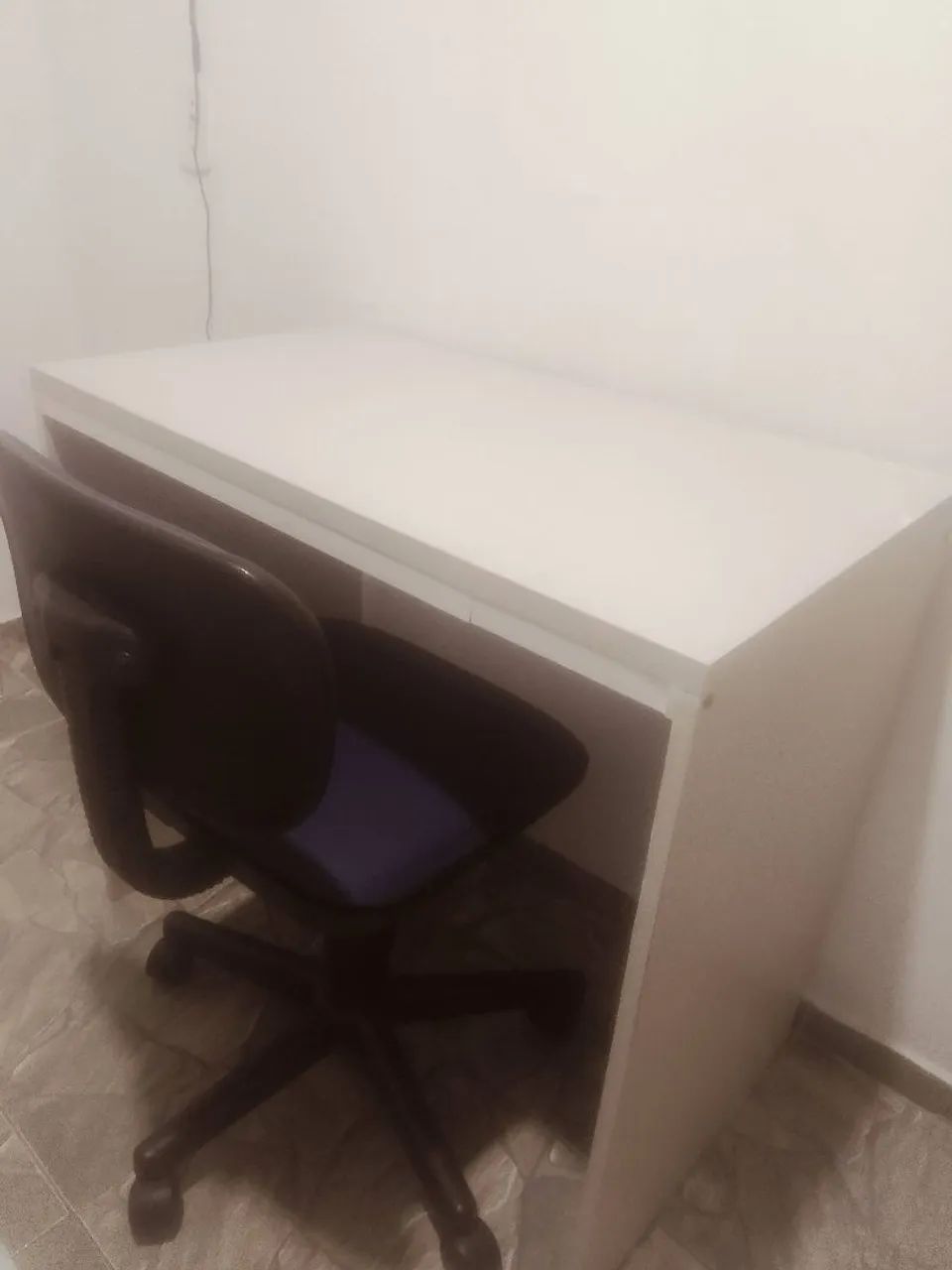 Escrivaninha ( retirada no local 