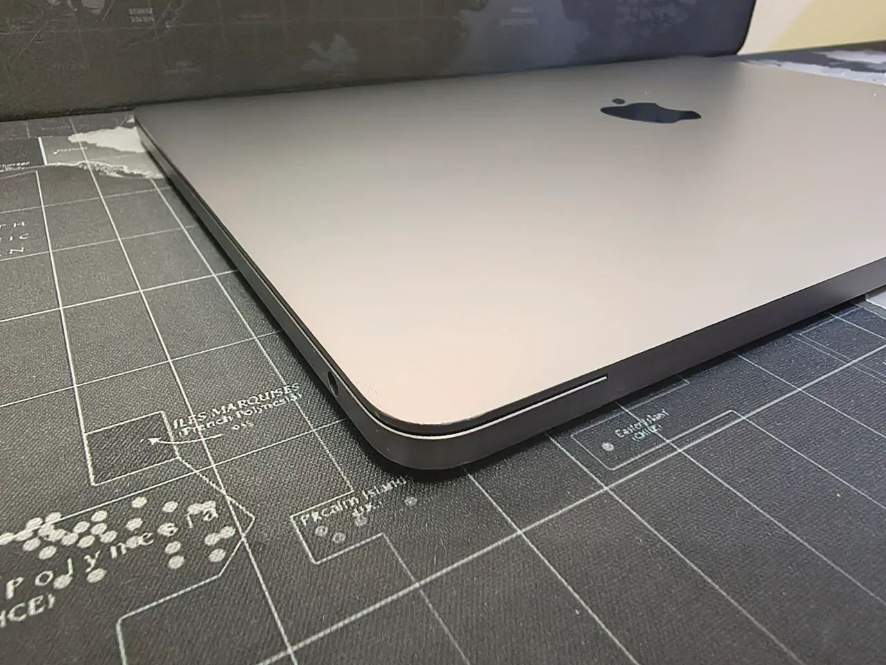 MacBook Pro A1708 - Promoção, Core i5, 8GB, 240GB + Maleta, sem
