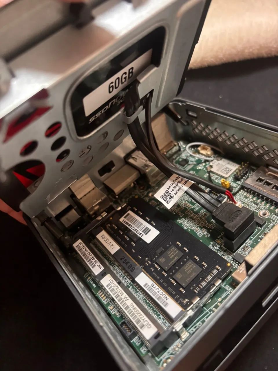 Intel NUC (nuc7jy) - Foto 4
