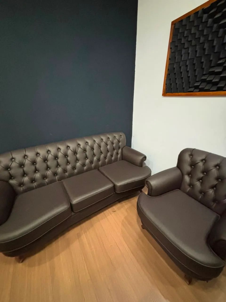 Sofá de luxo 3 lugares + poltrona