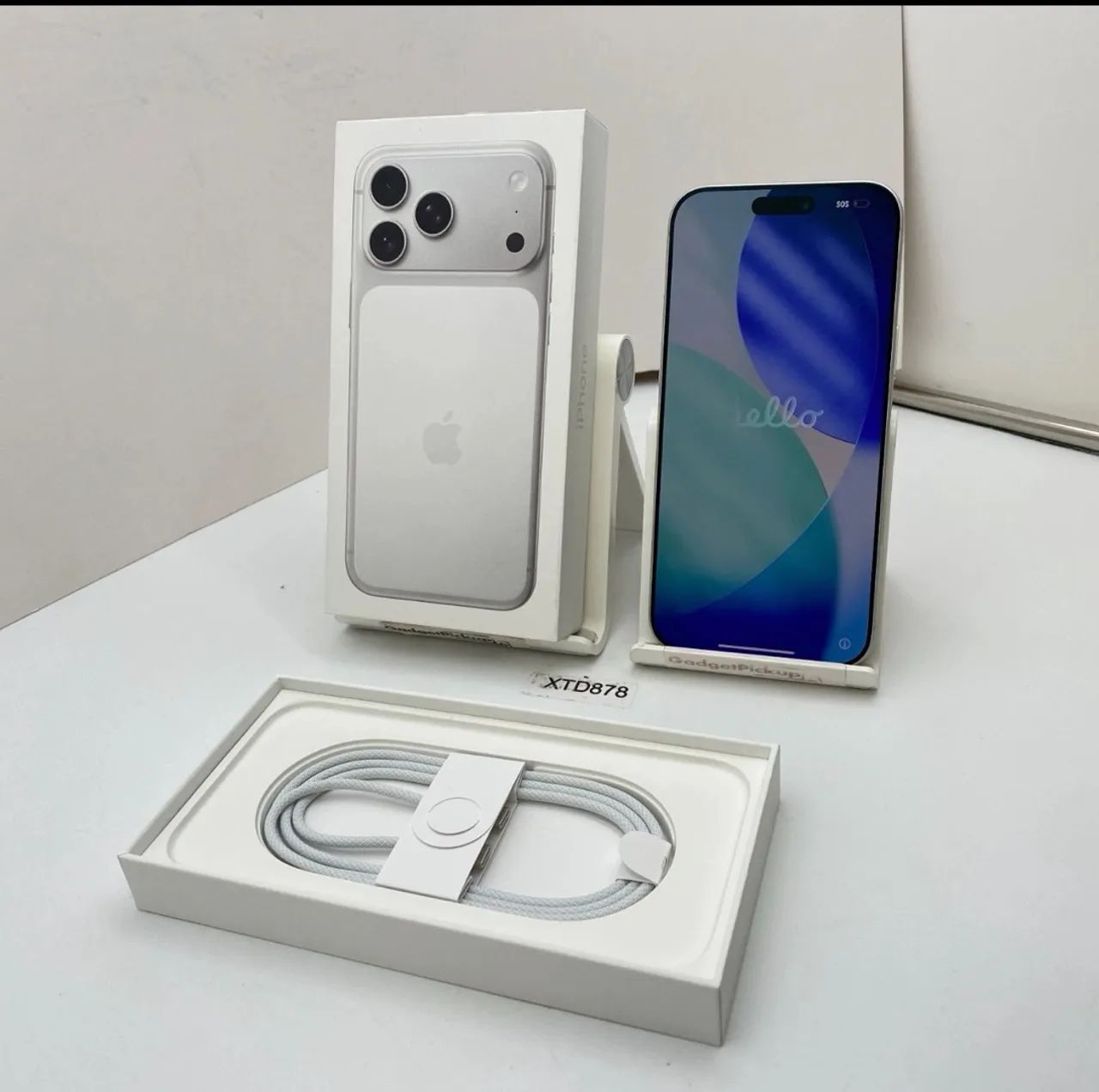 Apple iPhone 17 Pro 256GB Silver 山下くん iPhone 17 Pro Max - Silver 256GB - Celulares e Smartphones