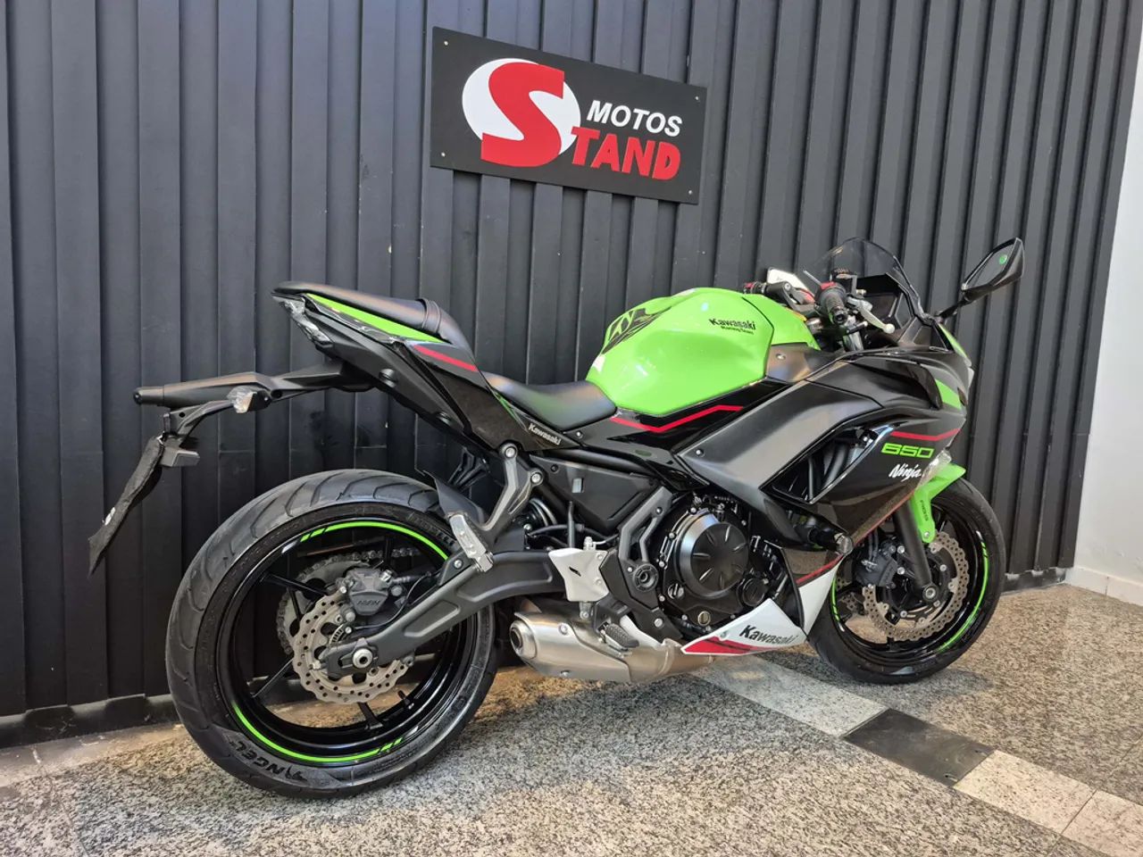 Kawasaki Ninja 660 cc  - Foto 2