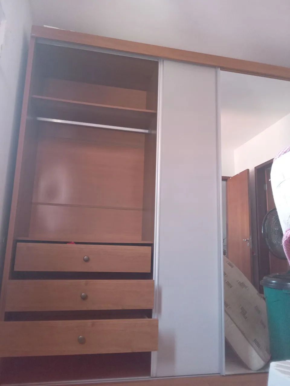 Quarda Roupa