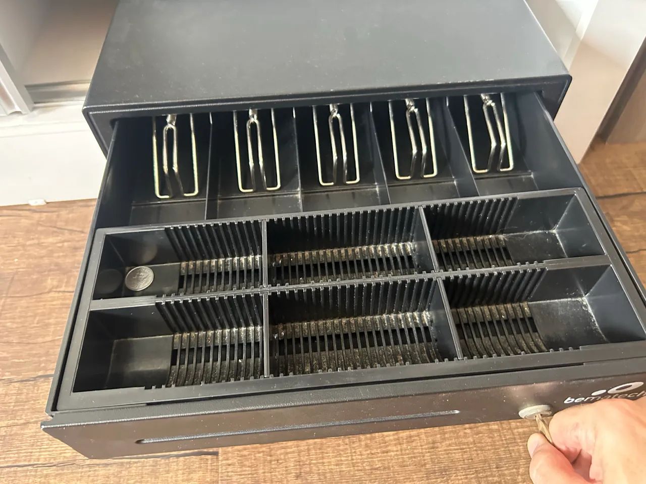 Gaveta de dinheiro bematech automática  - Foto 2