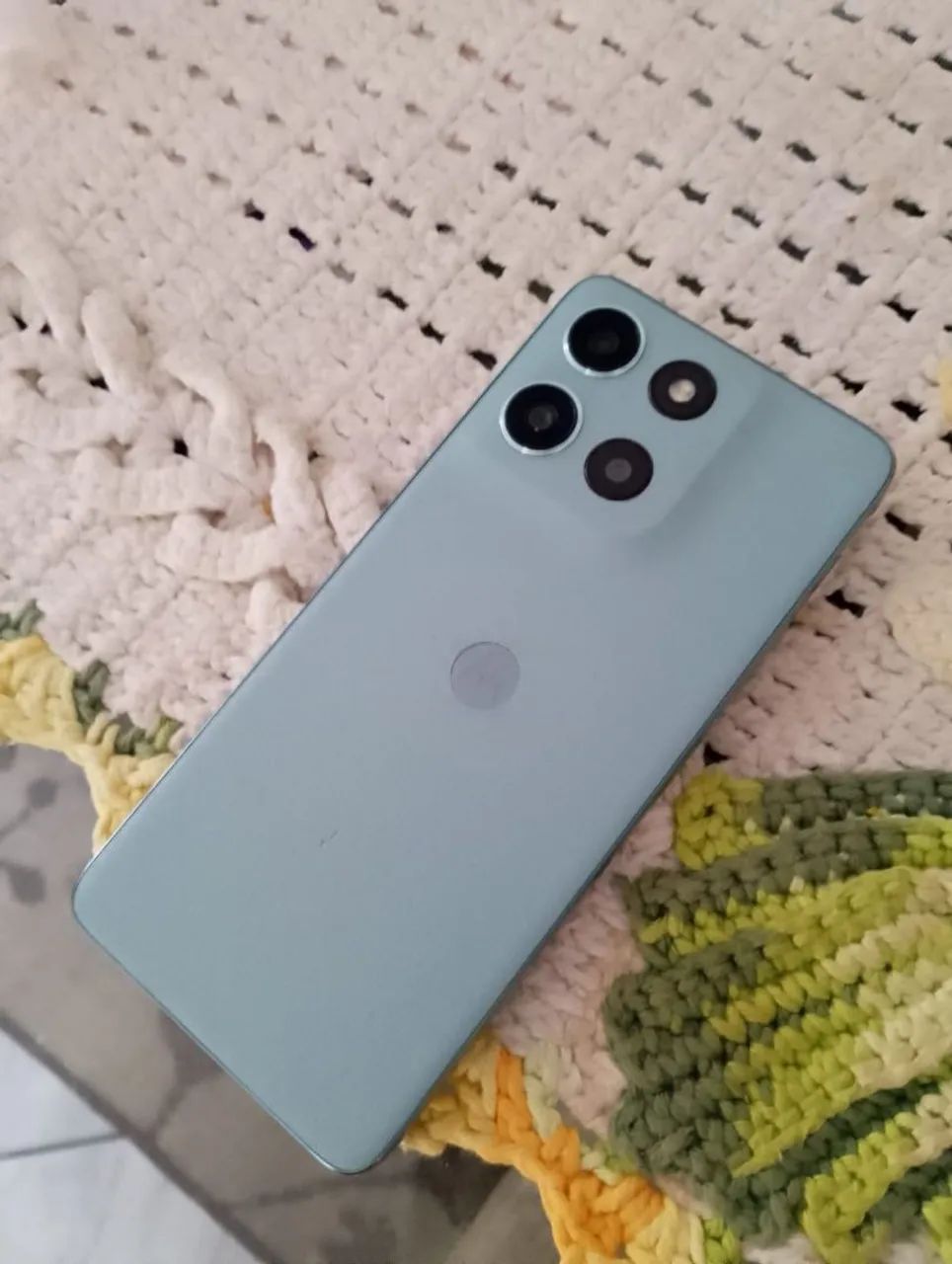 Vendo esse celular motoG56 super conservado 