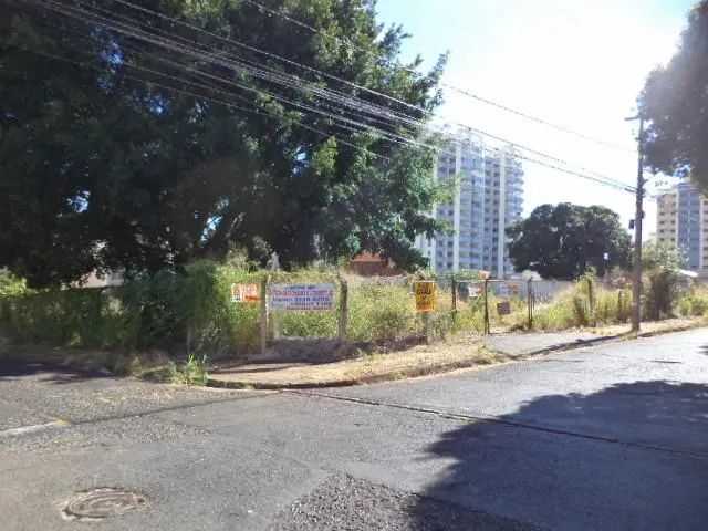 Terreno Padrão em Uberlândia - Foto 2