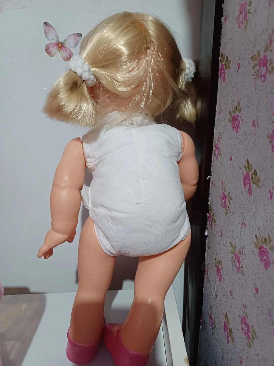 Boneca linda de 35 cms , precinho de desapego de minha coleção  - Foto 4