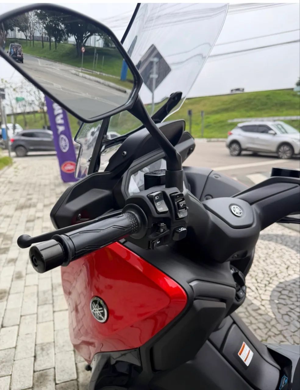 Xmax 300 2027 - Foto 3