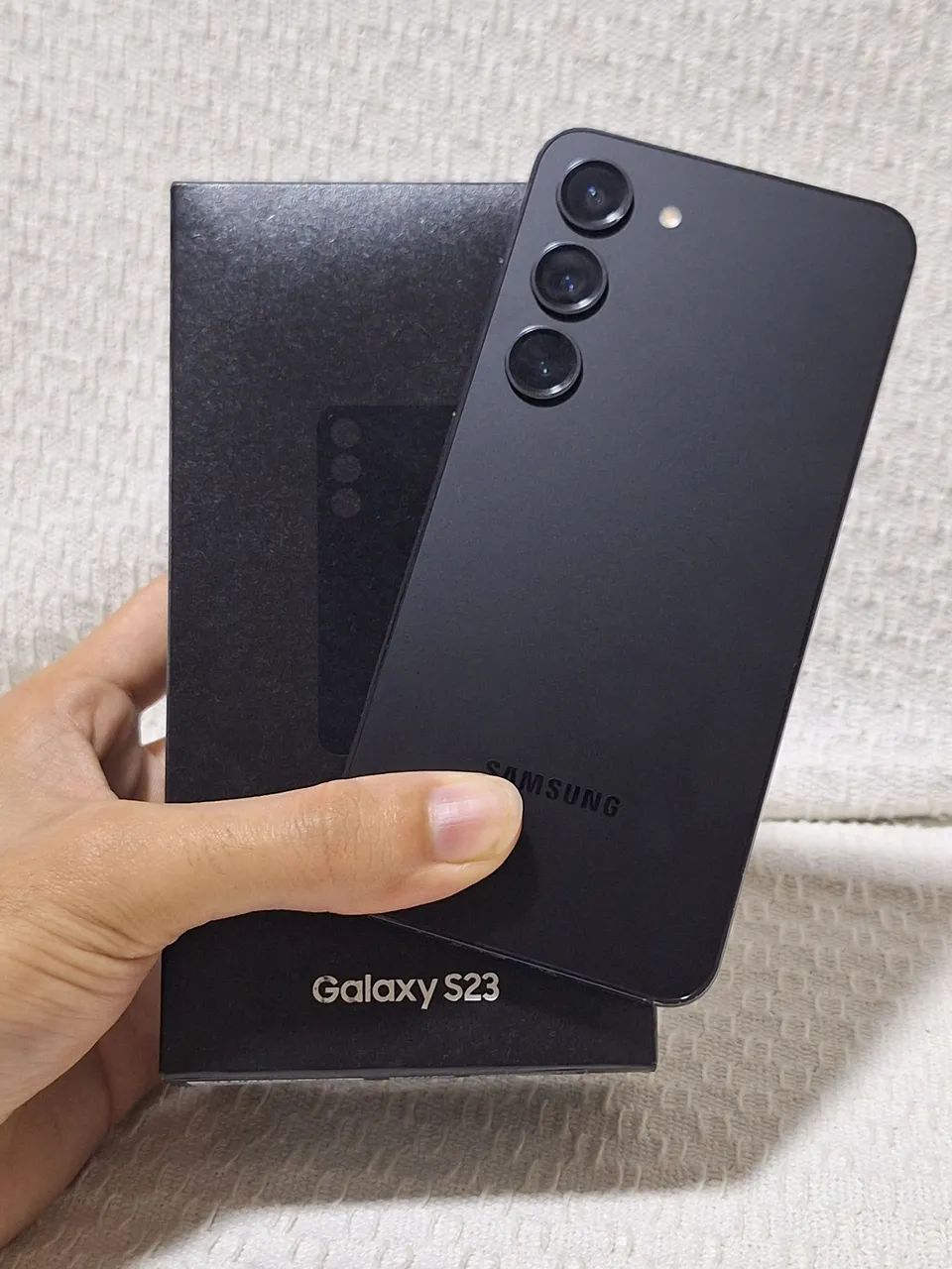 Samsung Galaxy S23 256GB na caixa - Celulares e Smartphones