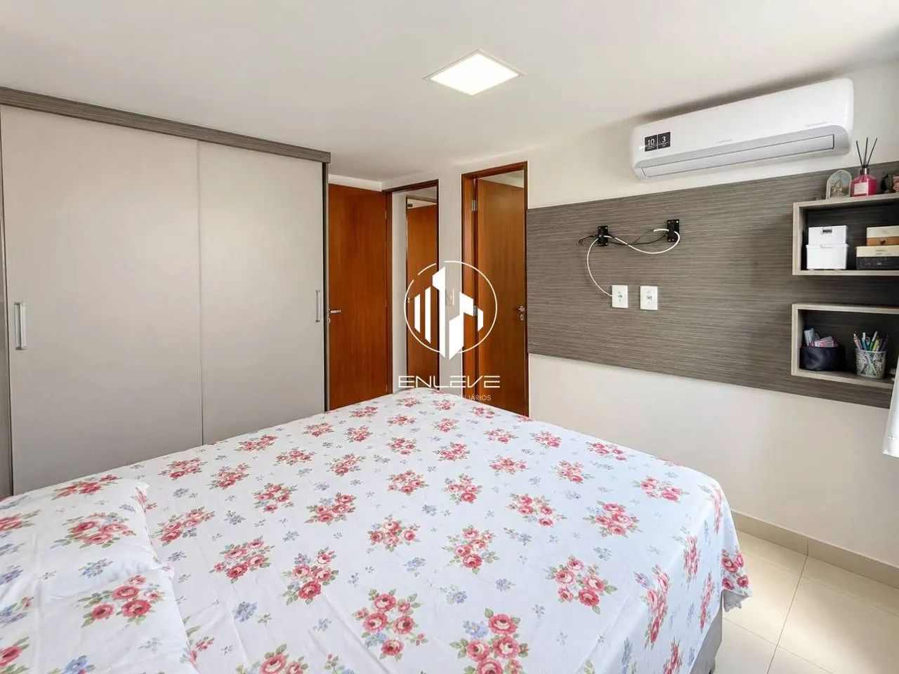 Apartamento com 3 Quartos + Móveis Projetados, à 150m do Mar - Foto 4