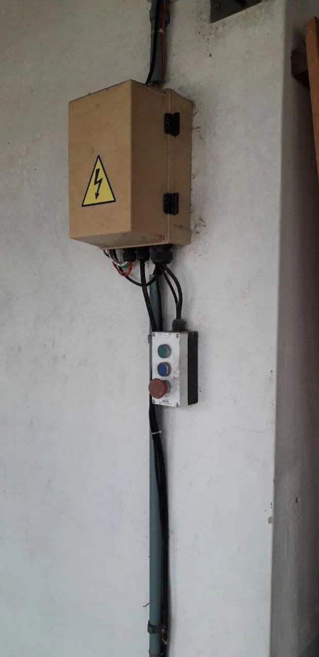 Elevador eletrico de parafuso para carga  - Foto 4