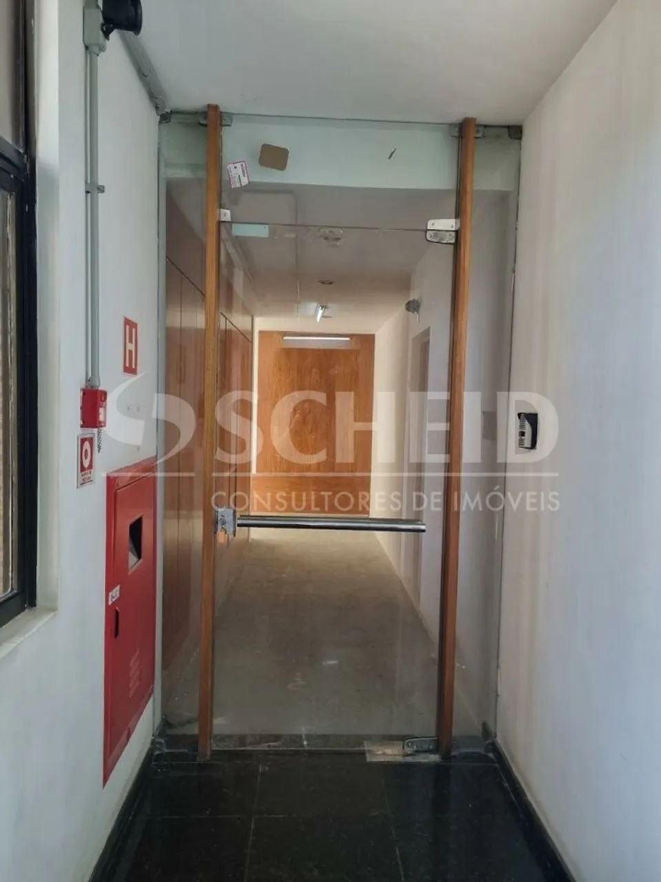 Conjunto comercial para locação na Vila Olímpia com 230m², 3 banheiros, 5 vagas, ar-condic - Foto 8