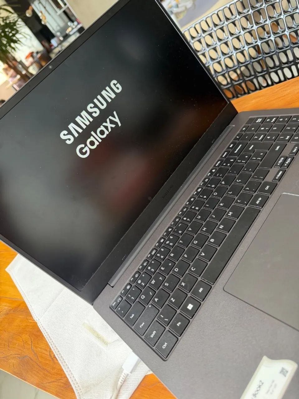VENDO Notebook Galaxy Book 2 - Core 5i  - Foto 5