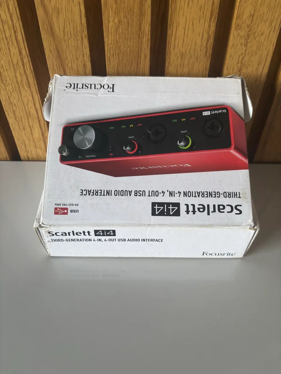 Focusrite 4i4 3 geração  - Foto 2