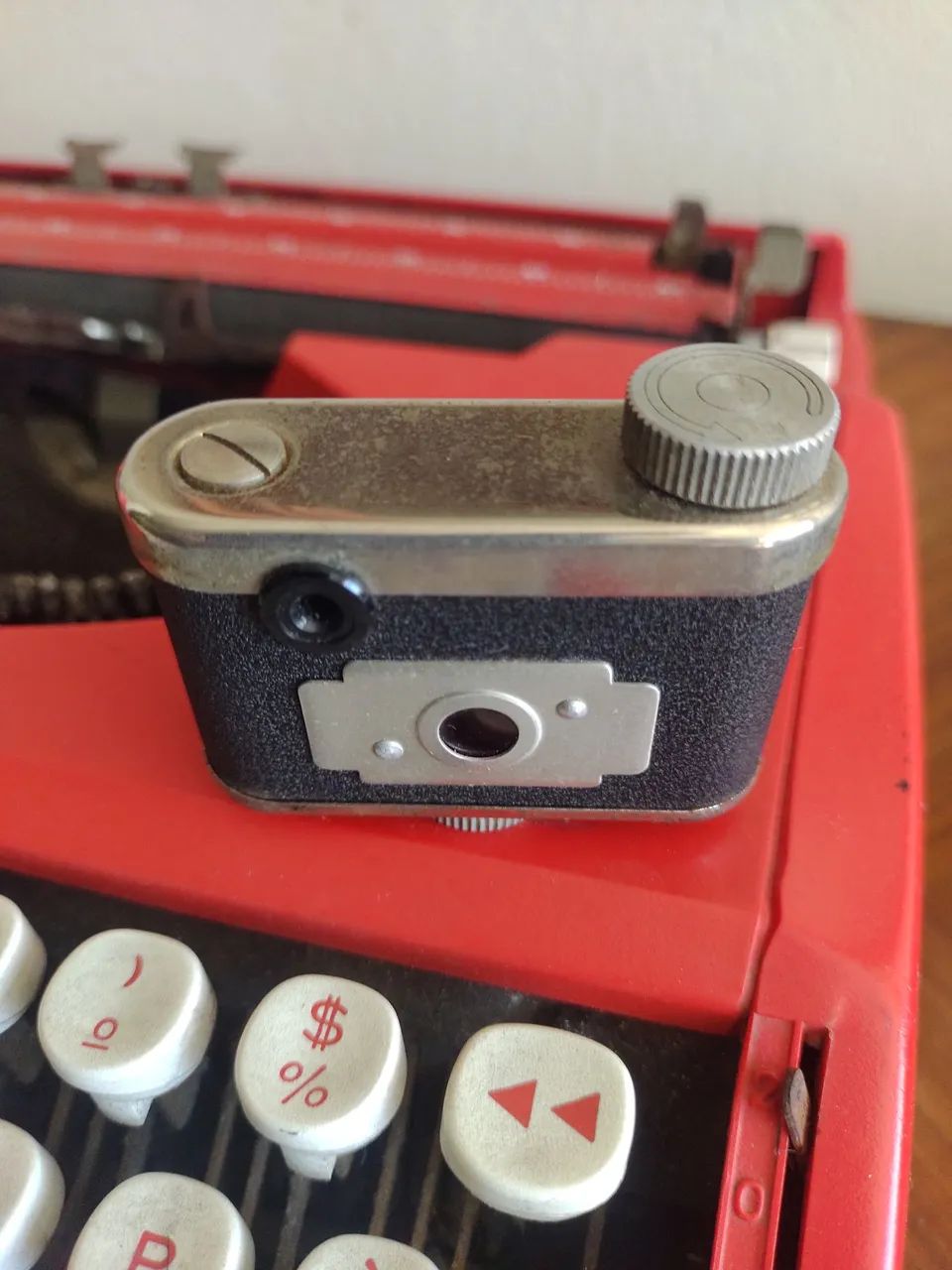 Mini Câmera espiã alemã da década de 50  - Foto 4