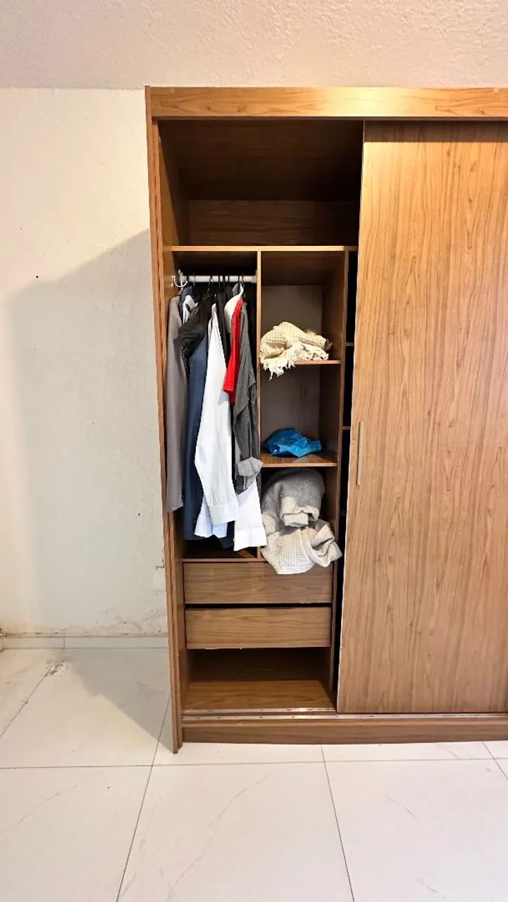 Guarda roupa 3 portas.  - Foto 4