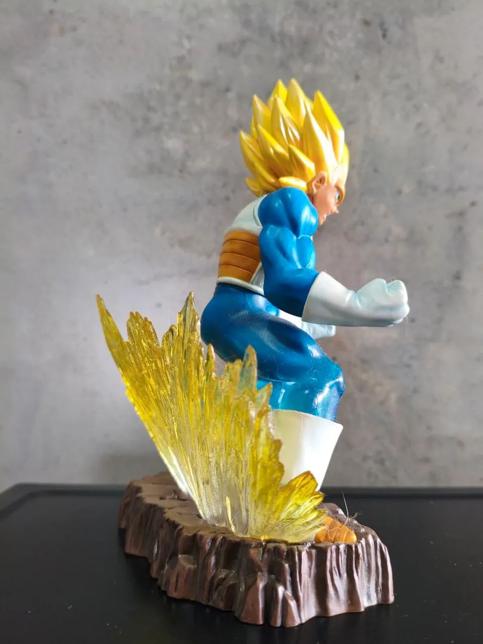 Action Figure Super Vegeta - Foto 2