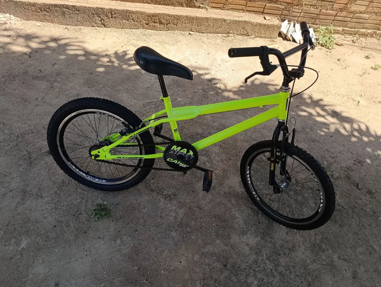 Bicicleta infantil aro 20  - Foto 3