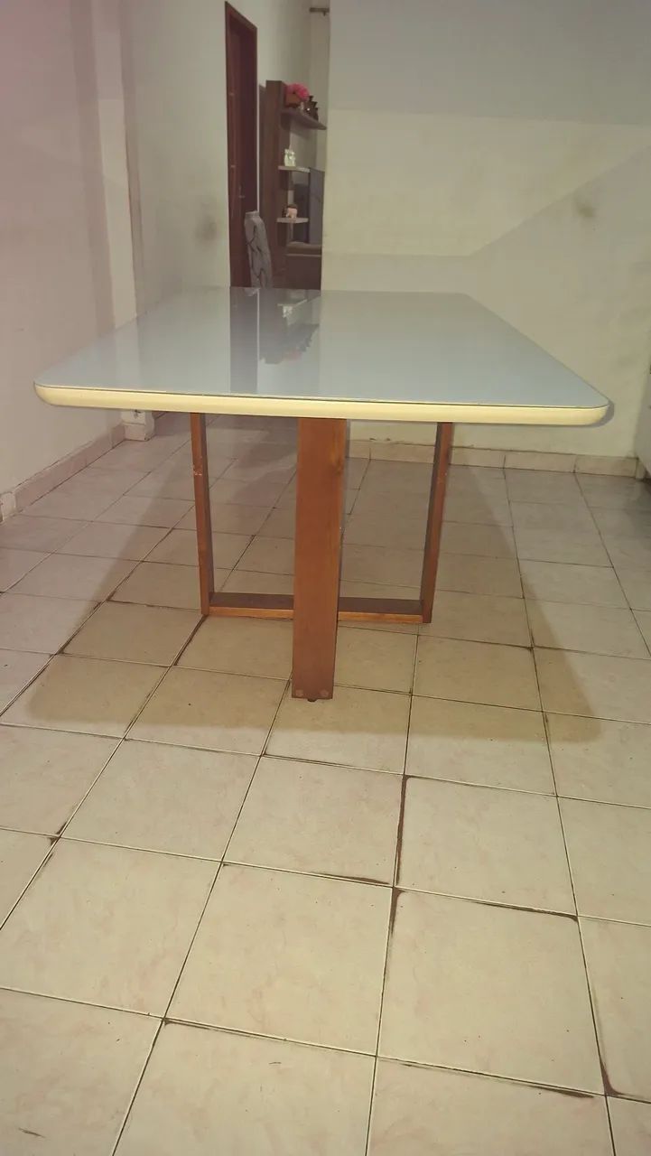 Mesa de Jantar com tampo de vidro - Foto 2