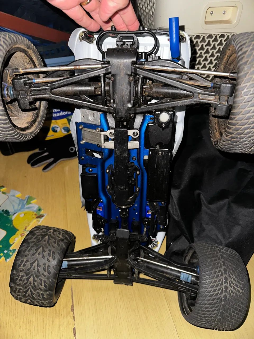 Revo 3.3 com motor .28 - Foto 4