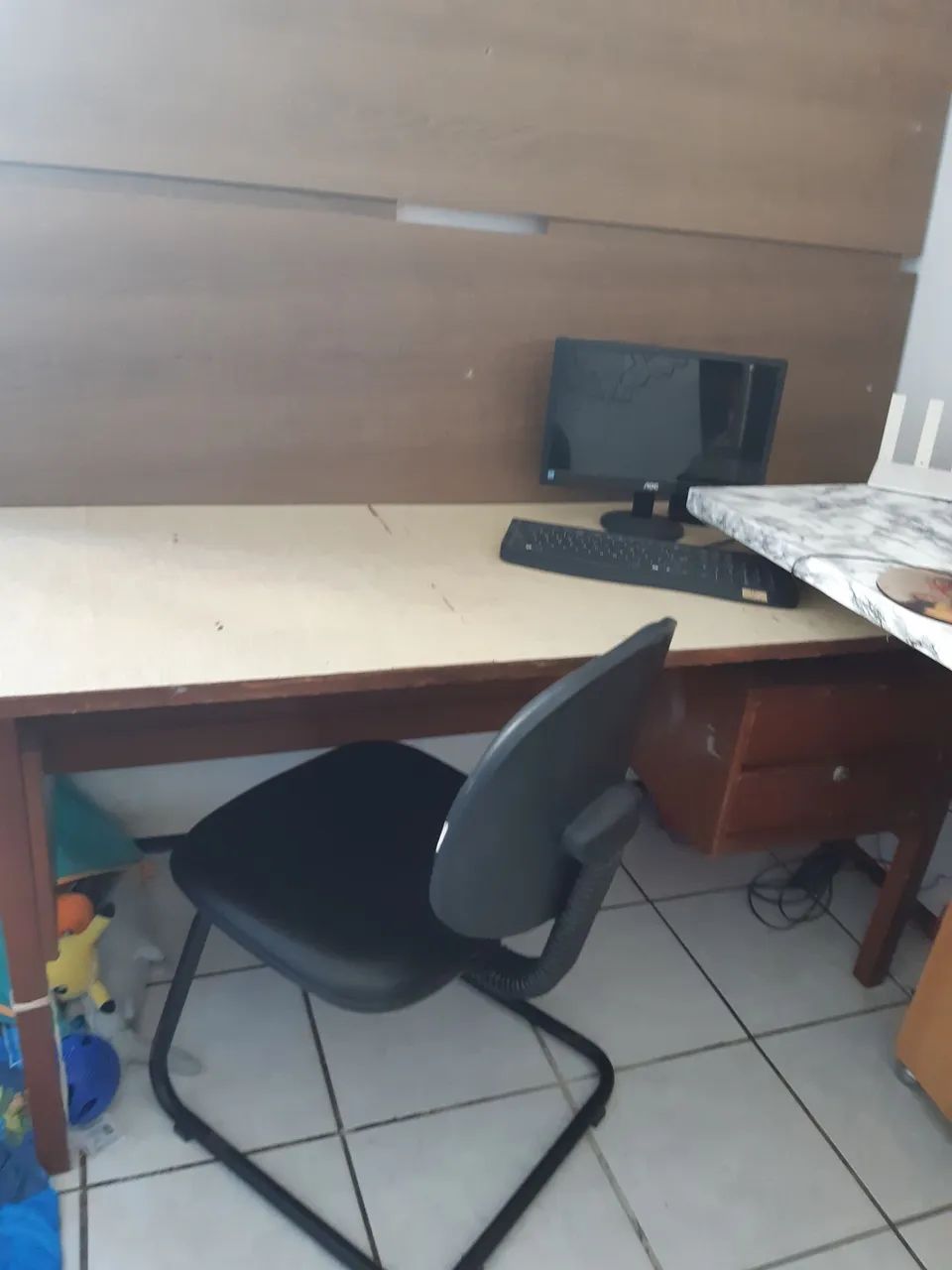 Cadeira de escritório sem rodinha - Foto 3
