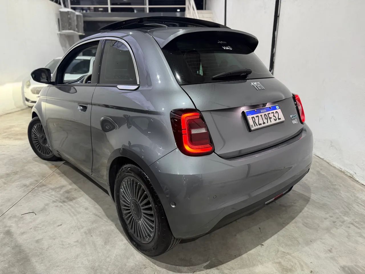 Fiat 500E Icon (elétrico) 2022 - Foto 4