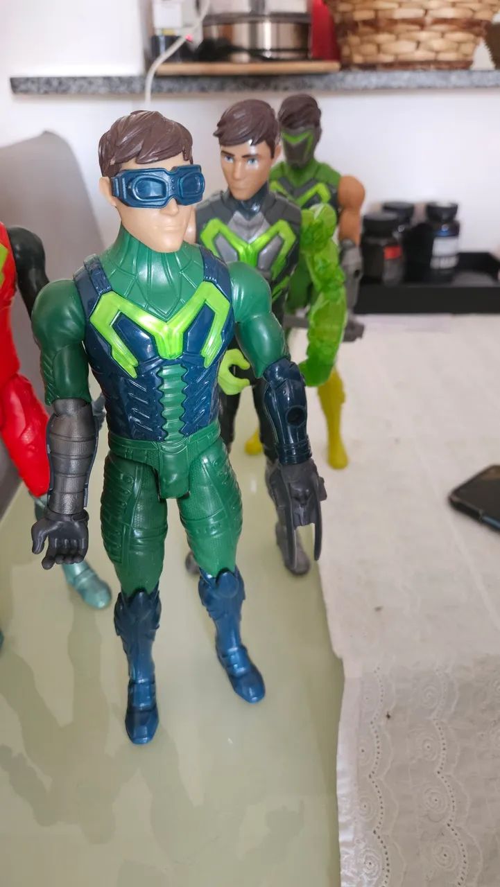 Bonecos max steel - Foto 2