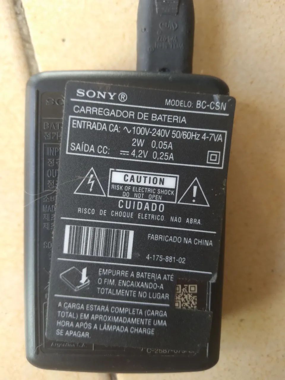 Carregador de bateria sony 