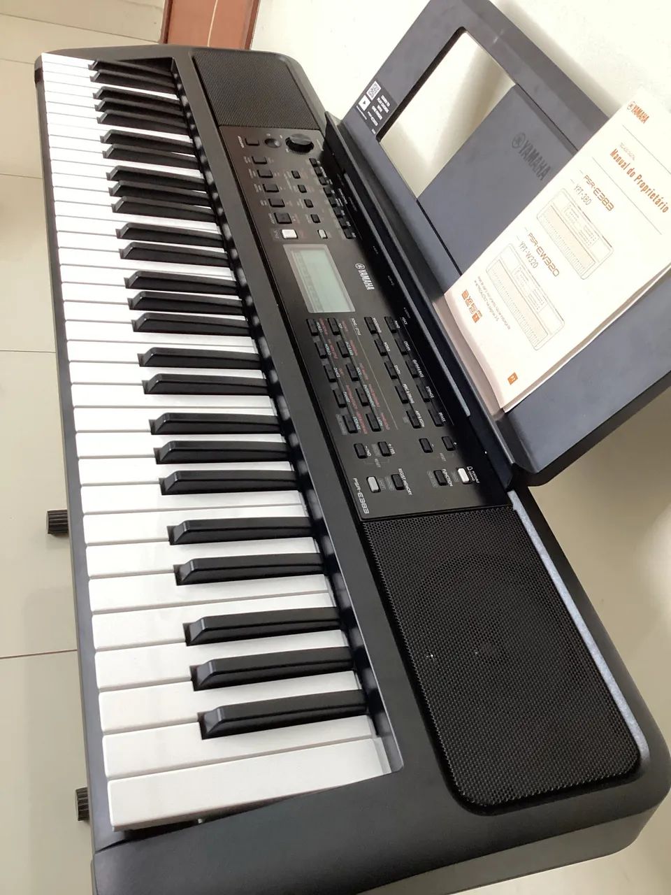 Teclado Yamaha PSR E383 (lançamento) - Foto 2