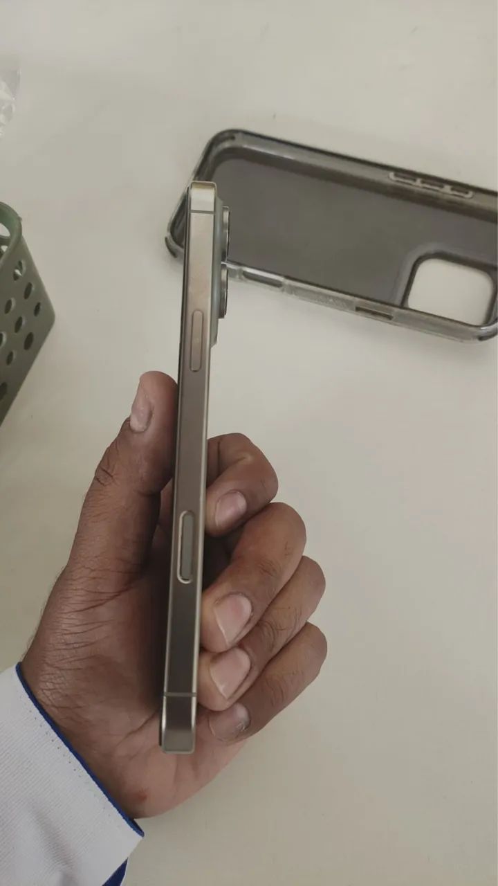 iPhone 16 pro max 256gb  - Foto 2