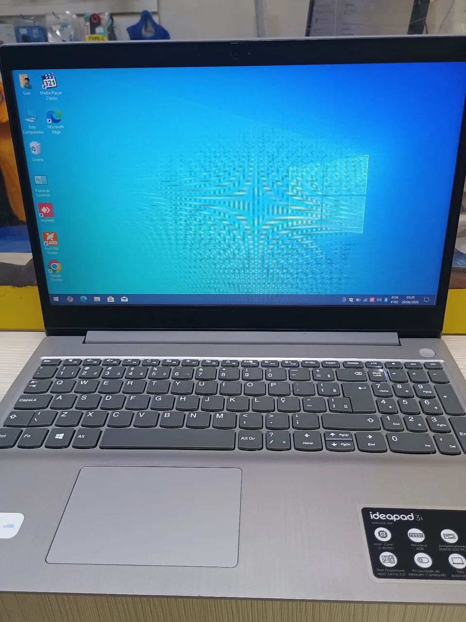 Vendo notebook em ótimo estado 