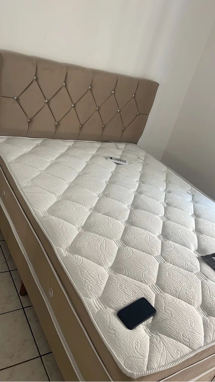 Cama de solteiro para vender com massagem 
