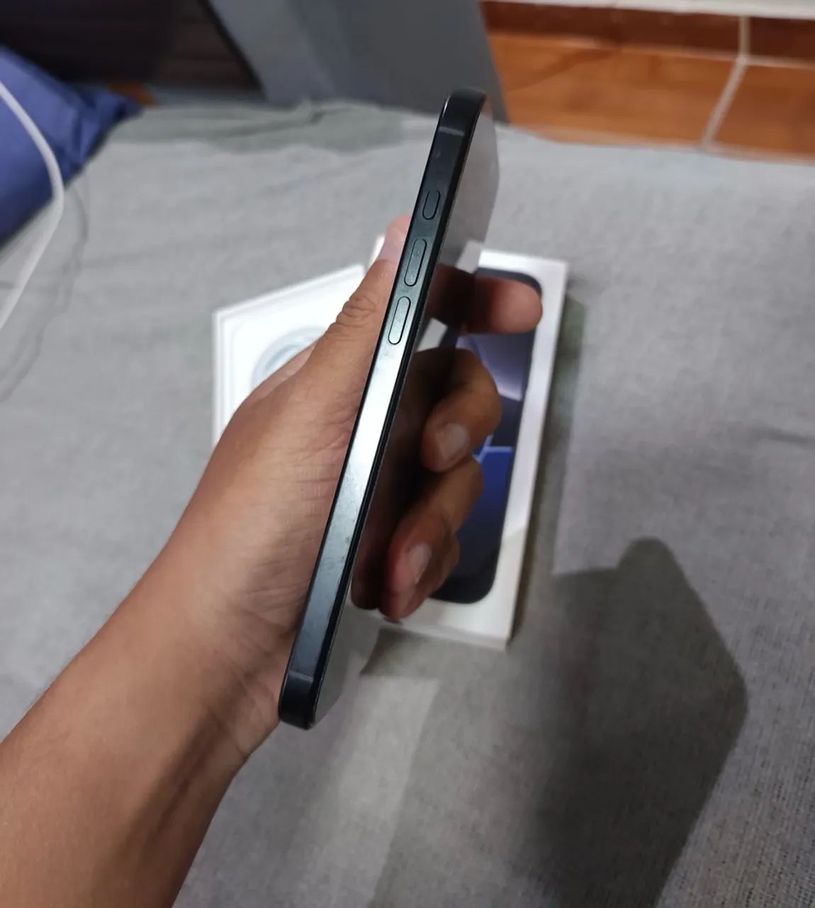 iPhone 16 Pro Max Black Titanium - Foto 4