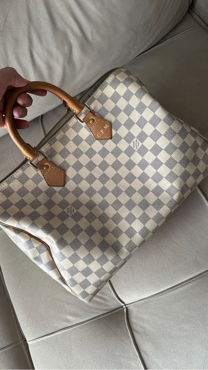 Louis Vuitton Speedy 