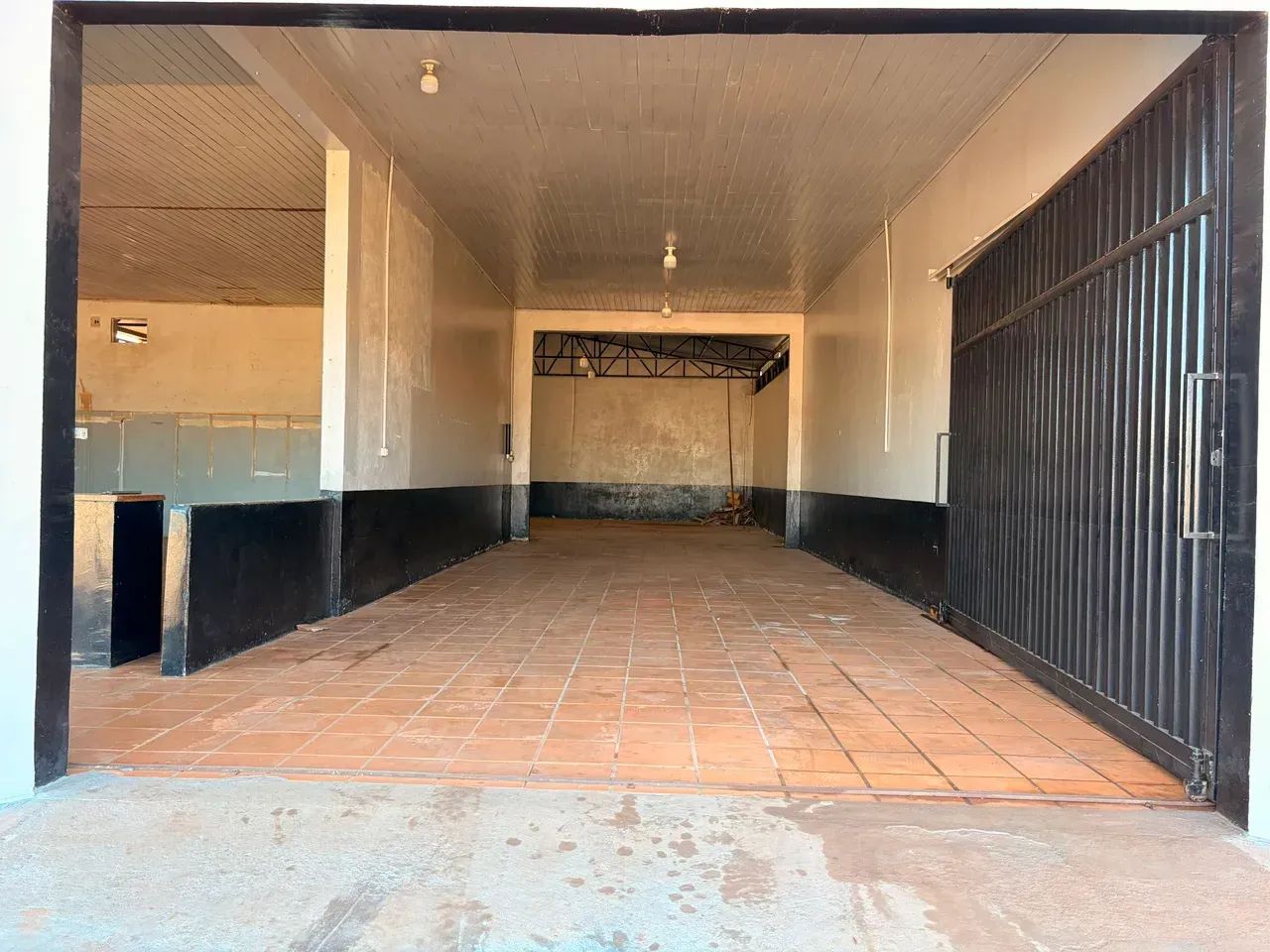PREDIO COMERCIAL COM CASA A VENDA EM SÃO MIGUEL DO GUAPORÉ-RO - Foto 4