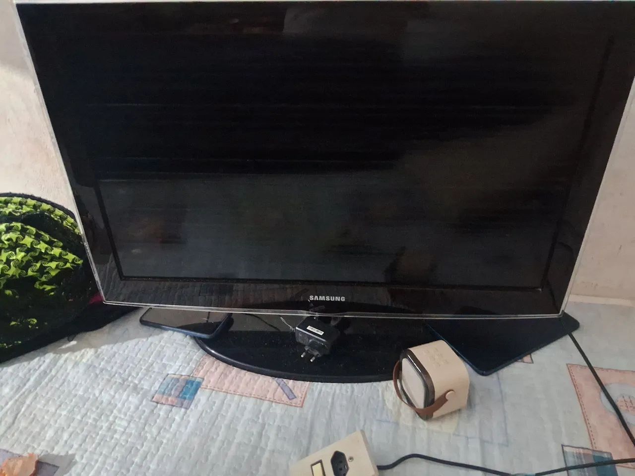 Venda de tv com defeito 