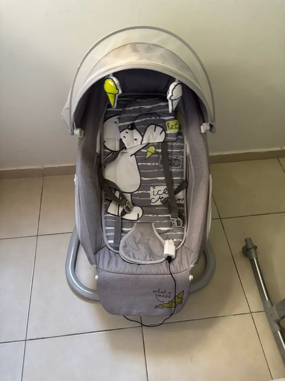 Cadeira de balanço automatica - Foto 2