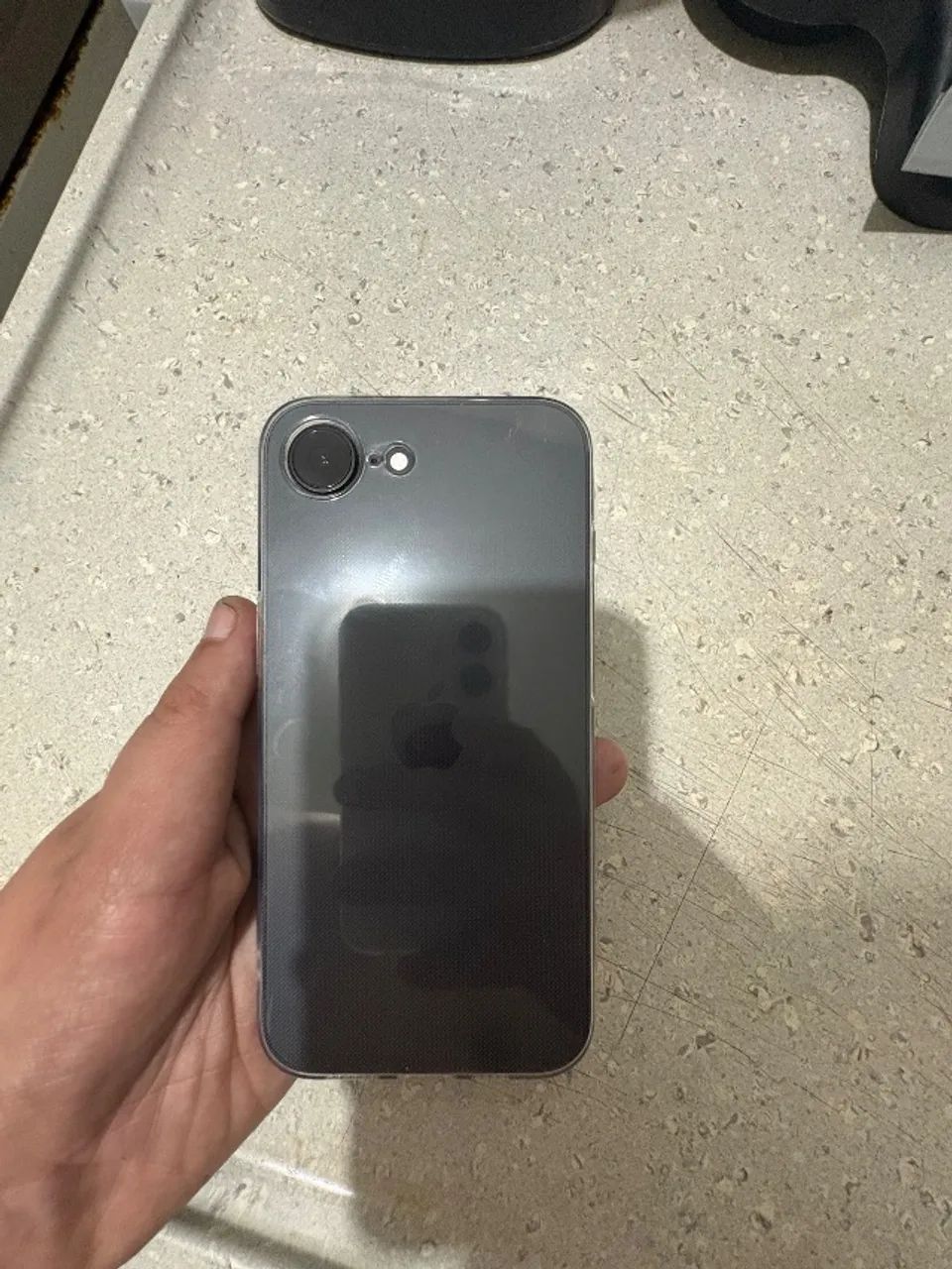 iPhone 16E preto  - Foto 5