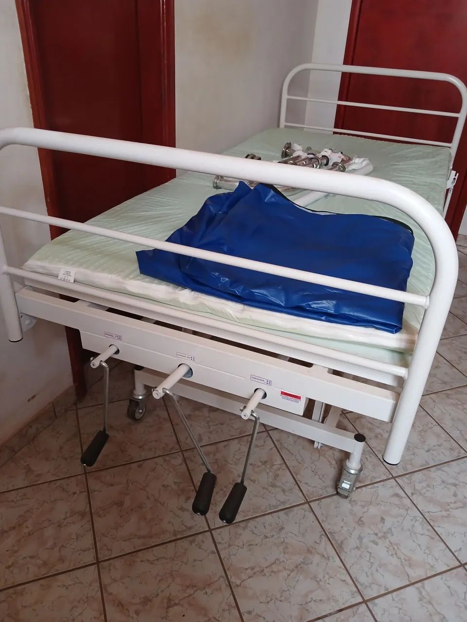 Cama hospitalar  - Foto 3
