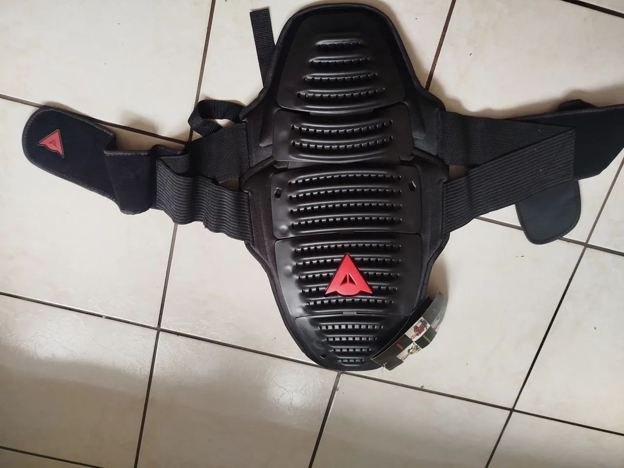 Protetor peitoral novo 200$ - Foto 5
